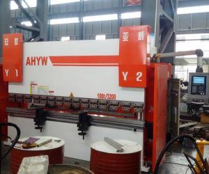 3M хидравлични CNC натискам спирачки 4 ос