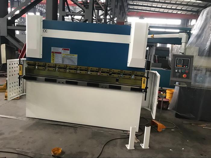 AHYW 40T Mini hydraulic pressbrake bending machines