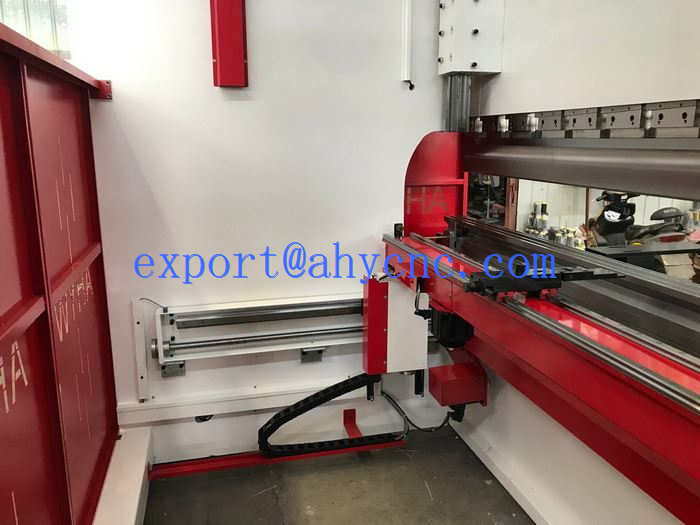 Yawei 300T4M XR CNC auto press brake back gauge delem da58t lasersafe iris guarding